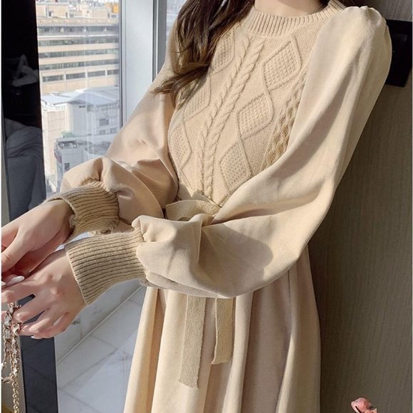 Knit dress with bow waist - Picture 2 of 2